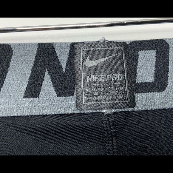 NIKE Pro tights Youth. Size XL. Black and Gray. - Picture 3 of 5